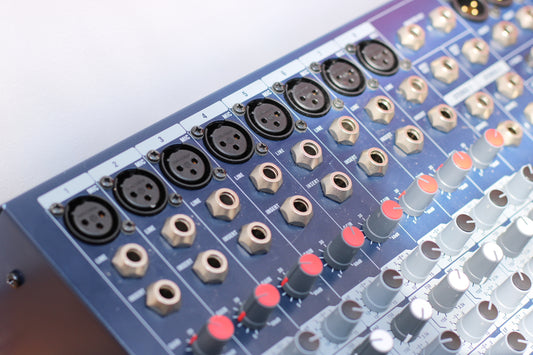 Soundcraft EPM8 8 Channel High-performance Mixer