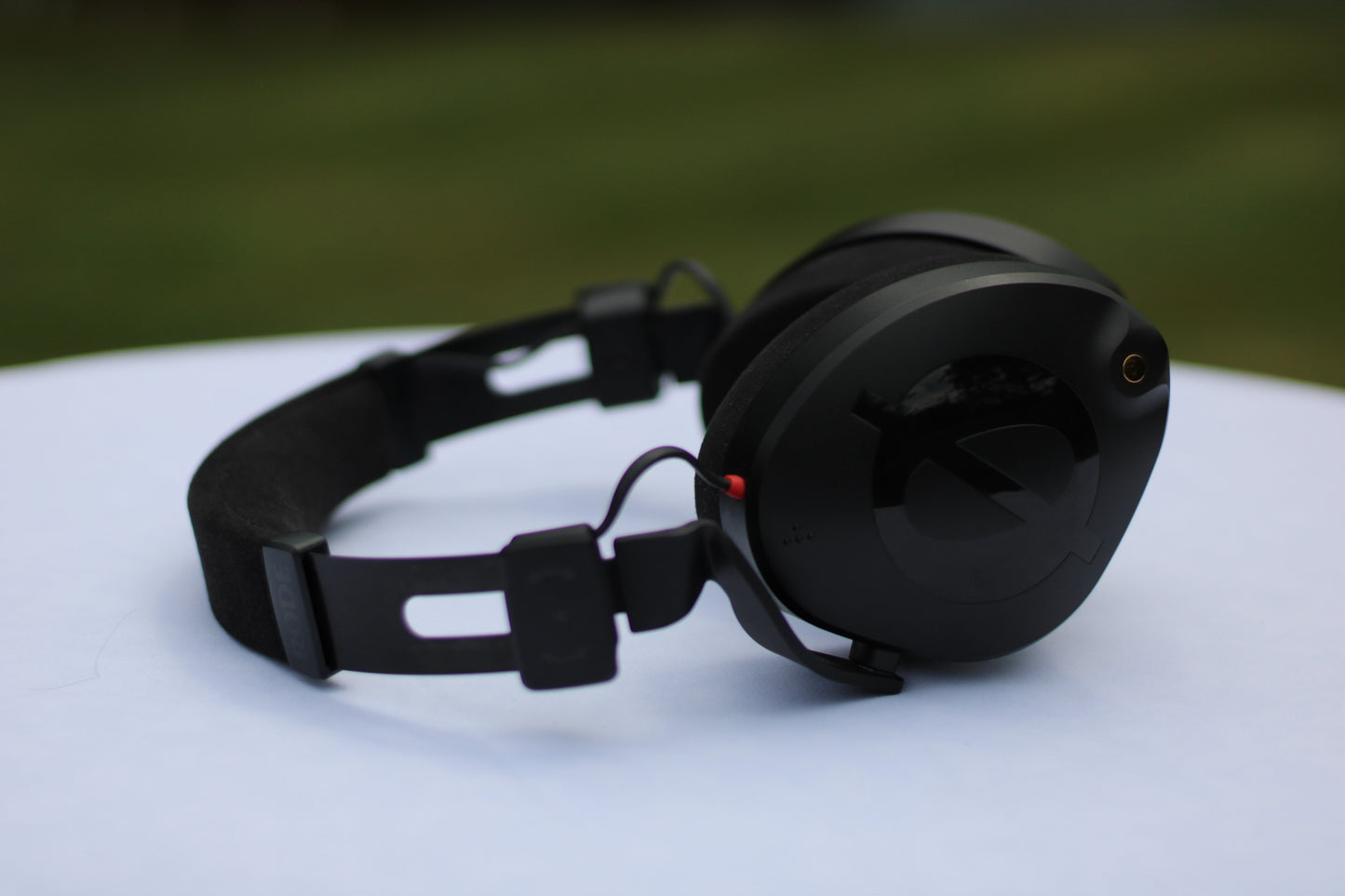 Rode NTH-100 Professional Over-Ear Headphones