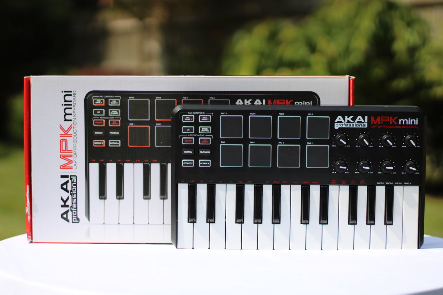 Akai MPK Mini MK1 MIDI Keyboard Controller