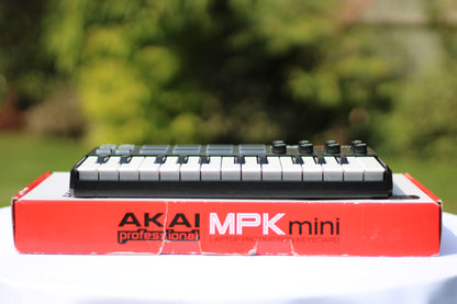 Akai MPK Mini MK1 MIDI Keyboard Controller